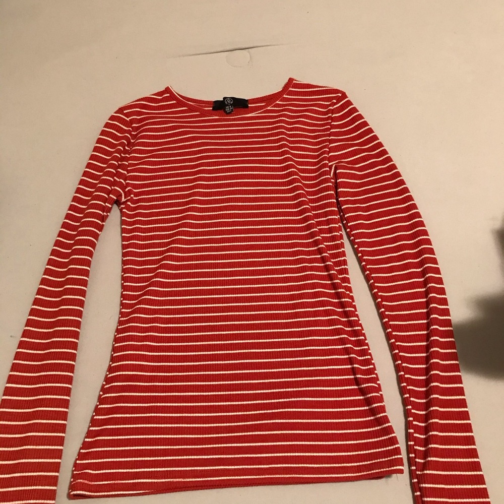 striped top